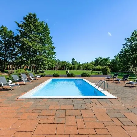 Roberta By Guide Vila Pazin