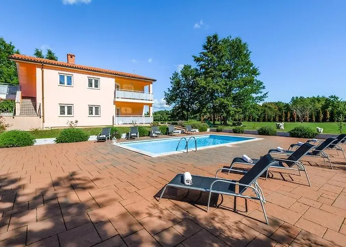 Roberta By Guide * Pazin